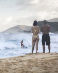 All Eyes On The Surfer (Sandy Beach, Oahu 2018 (1806270010)